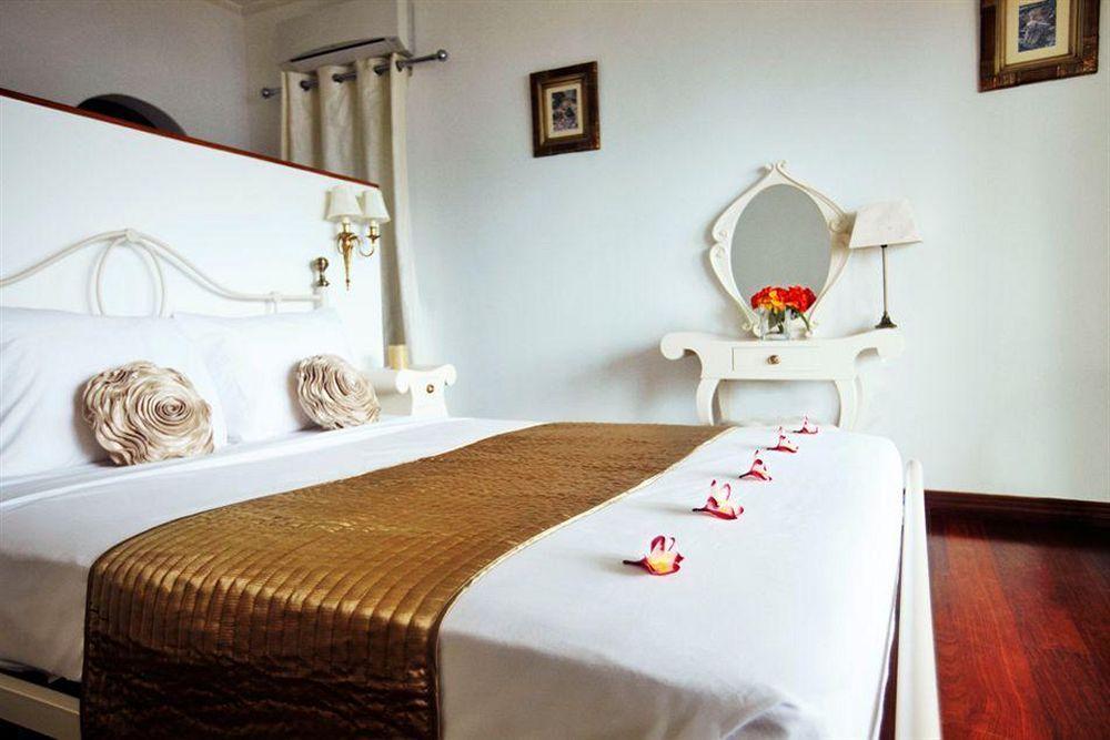 Petit Amour Villa Glacis  Buitenkant foto