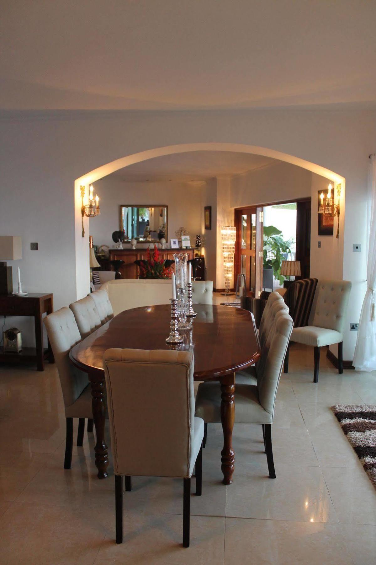 Petit Amour Villa Glacis  Buitenkant foto